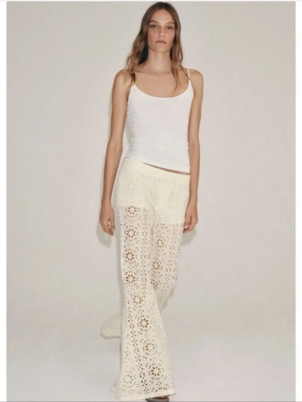 ZARA EMBROIDERED FLARE PANTS Size XS